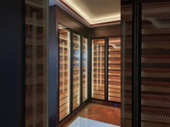 ห้องนั่งเล่นกระจกสีดำ ตู้ไวน์หรูหราทันสมัย ​​แบรนด์ MINXINLONG