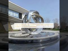 ประติมากรรมสแตนเลส 316L เคลือบผงสีเทาเงินทองสำหรับตกแต่งภายนอก