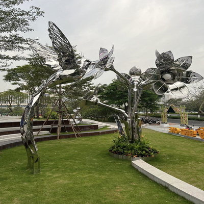 Outdoor Public Decoration Art Custom Design LED Stainless Steel Sculpture