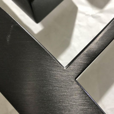 ราคาดี แผ่นผนังโลหะตกแต่งแฮร์ไลน์ภายใน PVD ชุบ Antiwear ออนไลน์