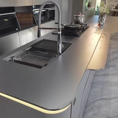ปรับแต่ง 316L Hairline Brushed Embossed Beadblasting Surface ชุดสแตนเลสเสร็จ 304 Round Edge โต๊ะทํางานครัว