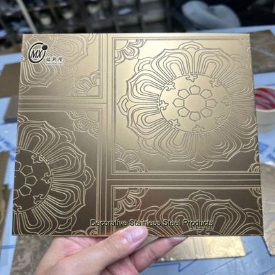 ราคาดี ลักษณะที่แตกต่างกัน ผิวที่ถัก Pvd การเคลือบแผ่นสแตนเลสสําหรับการตกแต่งการออกแบบ ออนไลน์