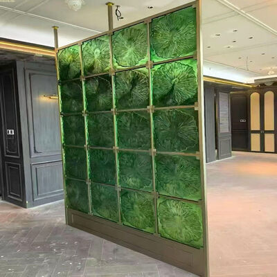 ราคาดี หรูหรา Emerald Green Glass สแตนเลส ห้องแบ่งเครื่องประดับ Screen สําหรับโครงการภายในวิลล่า ออนไลน์